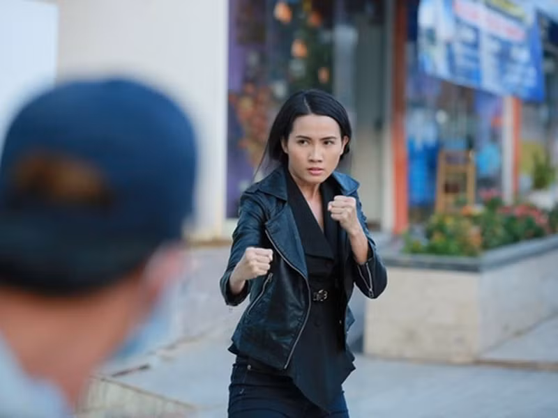 Vai diễn được chú ý nhất của Phan Thị Mơ cho đến nay là nữ cảnh sát Ngân trong “Hoa hồng thép”. Ảnh: Đời sống pháp luật