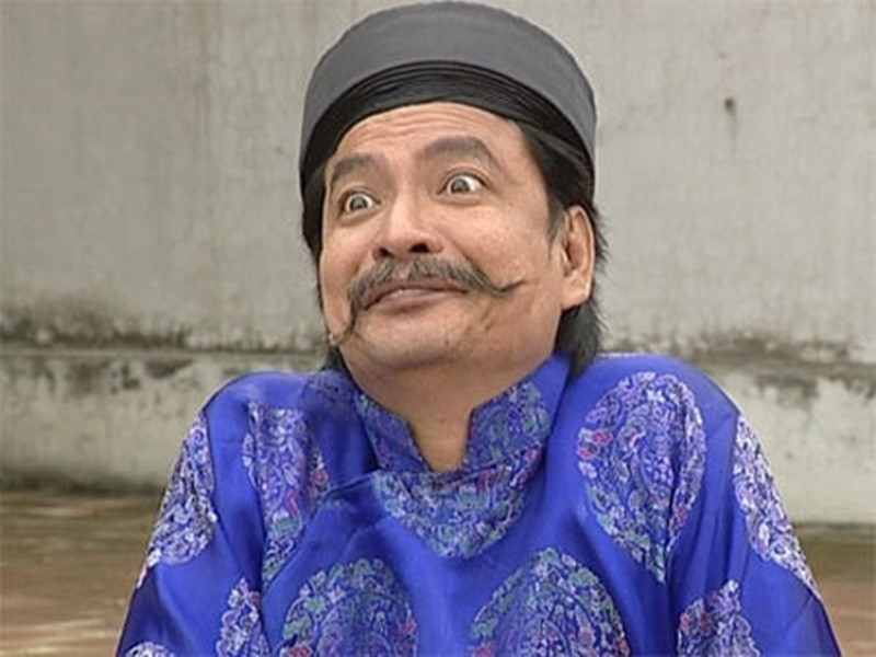 Dù bận rộn nhưng mỗi dịp Tết đến xuân về, Quốc Anh vẫn cố gắng tham gia hài Tết, chương trình truyền hình. Gia đình xã hội dẫn lời nam nghệ sĩ: “Mình diễn hài vì muốn đầu Xuân mang đến tiếng cười cho khán giả, nhưng trong thâm tâm, mình vẫn muốn làm chính kịch, mong có một vai diễn công phu, để đời như vai Nguyễn Trãi chẳng hạn”. Ảnh: Petro Times