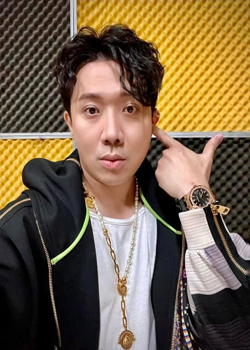 Nhìn vào số lượng người theo dõi fanpage, cũng như vào các chương trình truyền hình thực tế, các sự kiện mà Trấn Thành phủ sóng, nhiều người cho rằng nam MC quyền lực nhất nhì Vbiz. Ảnh: FBNV