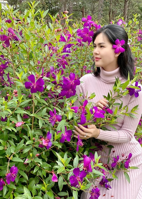 Ngọc Trinh hiểu ra được nhiều chuyện khi đã tỉnh thức, nhìn thấy quanh mình những người yêu thương đang cổ vũ, kỳ vọng và chờ đợi nên đã dành hết sức lực để trở lại.