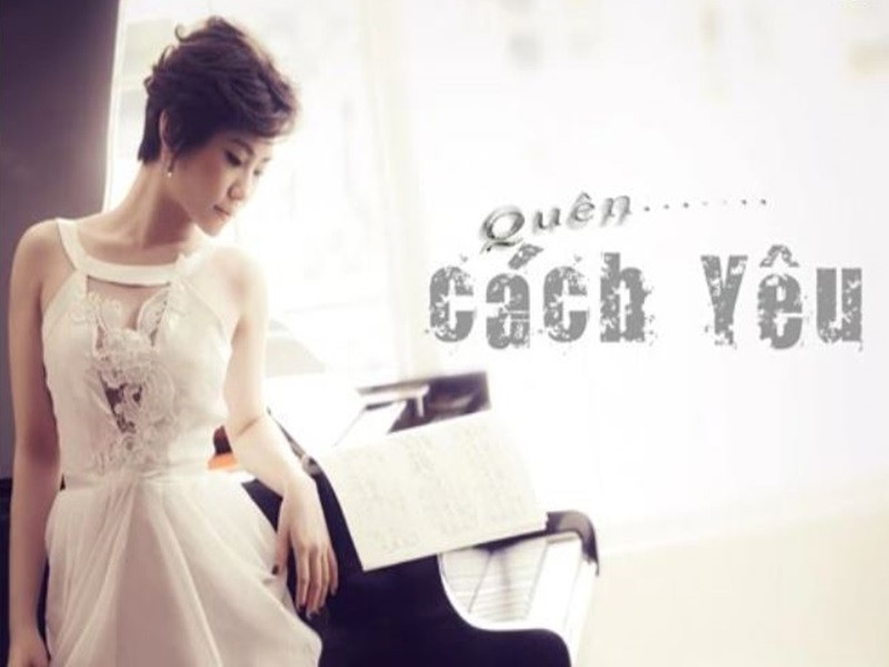 Tên tuổi của Lương Bích Hữu được hâm nóng trở lại vào năm 2011 với hàng loạt bản hit như: “Quên cách yêu”, “Học cách đi một mình”, “Đứt từng đoạn ruột”, “Em yêu anh”, “Gái quê”, “Duyên phận ý trời”. Ảnh: Zing