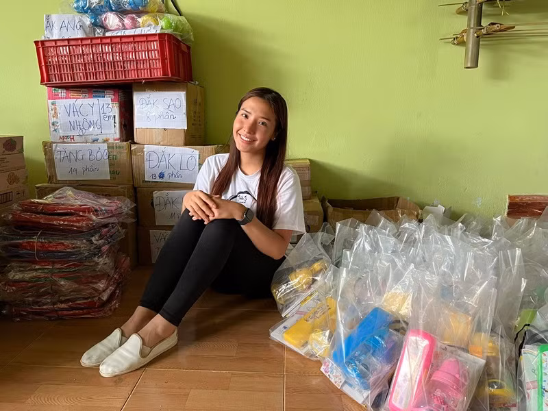 Người đẹp tích cực tham gia các hoạt động thiện nguyện.