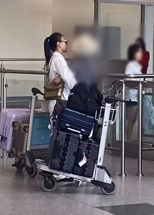 Phuong Oanh vuong tin don lo anh than mat ben mot “Shark” 8x