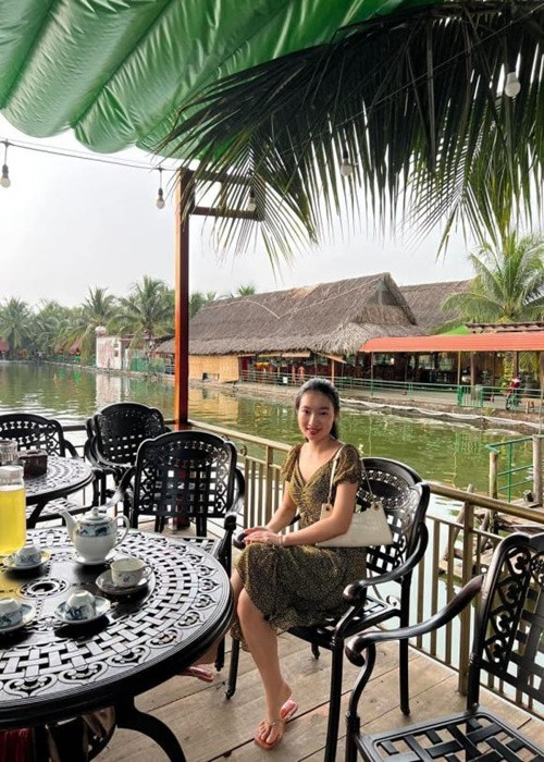 Khi hẹn hò, Tiết Cương và Ngọc Thưởng cũng kín như bưng về chuyện tình cảm. Ảnh: Bảo vệ công lý