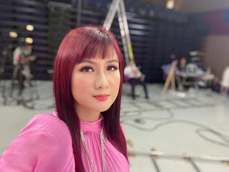 Trong những năm qua, Hiền Mai thỉnh thoảng đóng phim, tham gia talkshow, chương trình truyền hình. Ảnh: FBNV