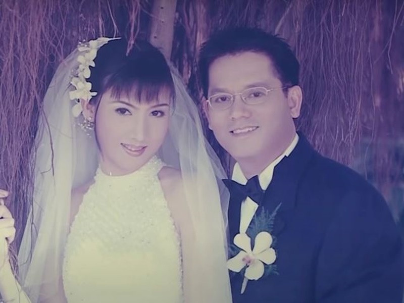 Năm 2002, Hiền Mai kết hôn với doanh nhân Nguyễn Hoàng Minh. Sau đám cưới, nữ diễn viên quyết ở Việt Nam vì mẹ, còn doanh nhân Hoàng Minh ở Mỹ. Được 1 năm, chồng Hiền Mai chấp nhận bỏ công việc rất tốt ở Mỹ để về Việt Nam. Ảnh: Dân Trí