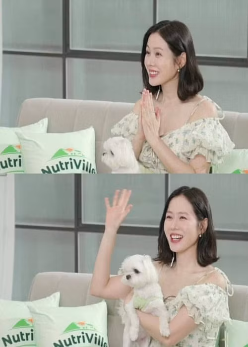 Gần đây, Son Ye Jin chia sẻ về cuộc sống hiện tại: "Tôi đang trải qua quãng thời gian chậm rãi, nhàn rỗi nhất trong đời sau 20 năm chăm chỉ làm việc. Hiện tại, tôi rất hạnh phúc". Ảnh: Thể thao văn hóa