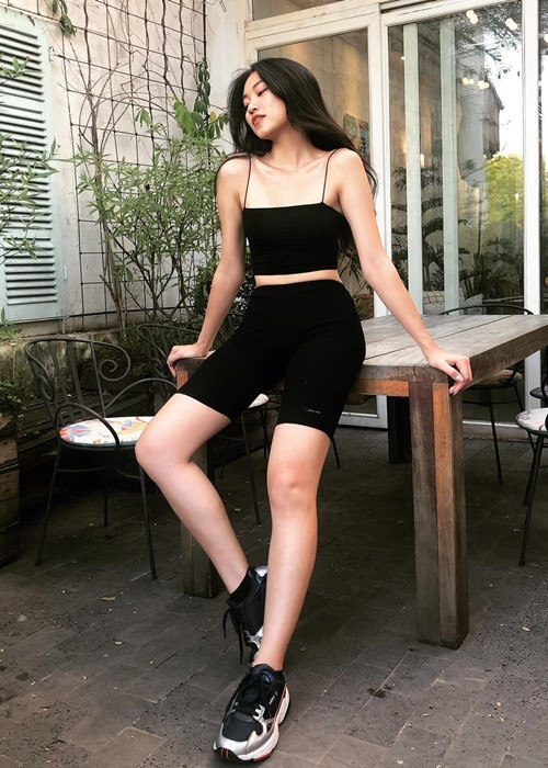 Ở học trò của siêu mẫu Minh Tú toát lên vẻ đẹp khỏe khoắn.