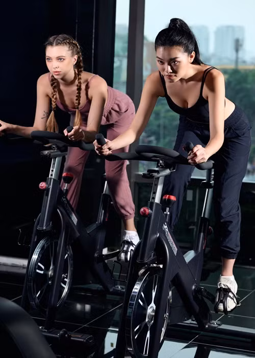 Theo lời Thu Thủy, sau này, khi lựa chọn phát triển sự nghiệp, cô cũng chọn công việc gần sát với đam mê thể thao của bản thân.