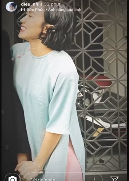 Diệu Nhi khoe ảnh nắm tay một chàng trai được cho là Anh Tú năm 2020. Ảnh: Saostar