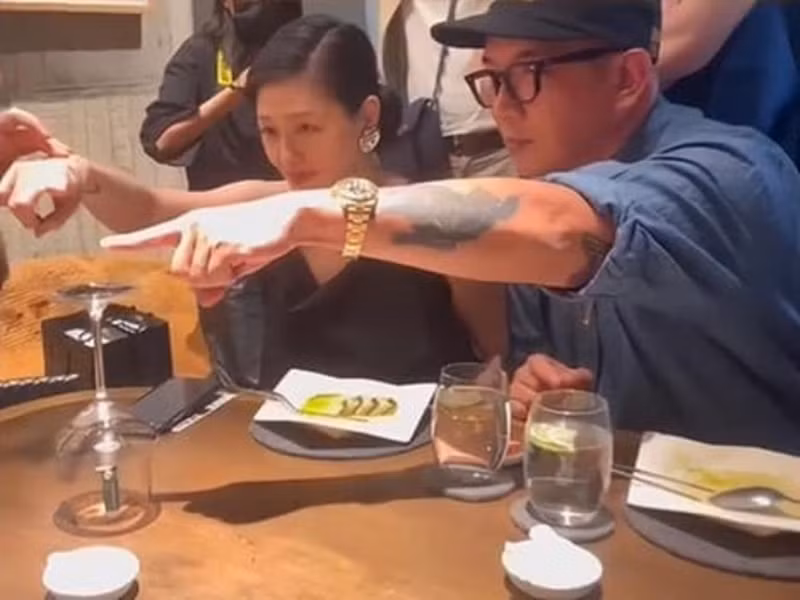 Do đã 46 tuổi, từng hôn mê trong lần sinh con thứ 2, Từ Hy Viên tuyên bố không có con chung với chồng mới. Ảnh: Người đưa tin