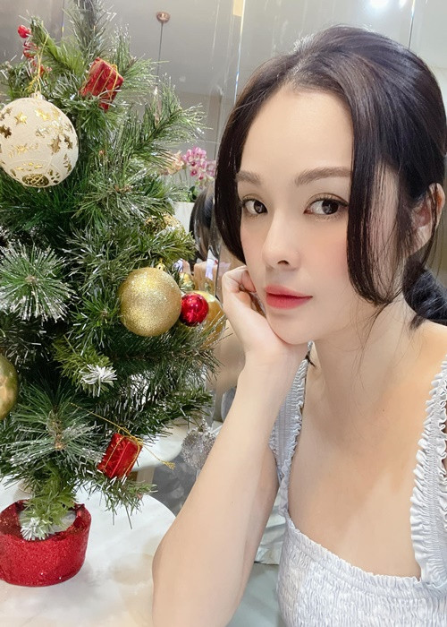 Nữ diễn viên mới đây thừa nhận làm mẹ đơn thân lần 2. Ảnh: FBNV