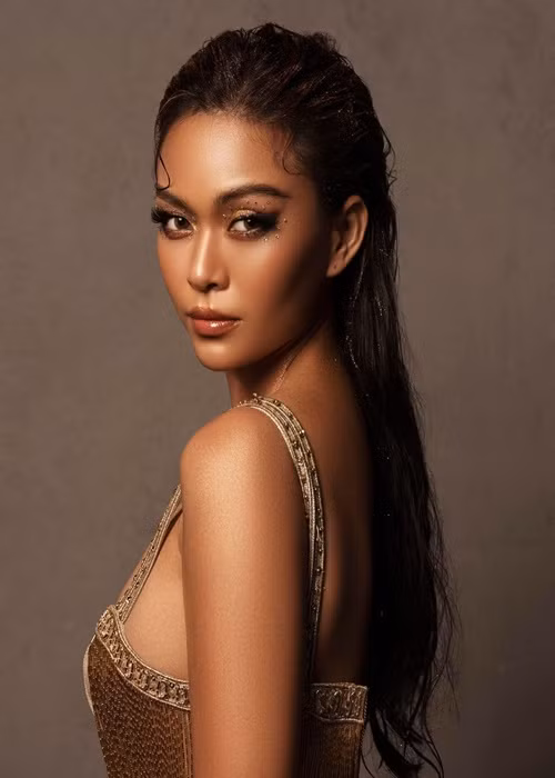 Mâu Thủy và người yêu độc lập hoàn toàn về tài chính, chỉ dành cho nhau những món quà trong dịp sinh nhật hay Valentine. Cả hai cũng có rất ít thời gian gặp nhau vì phải tập trung cho công việc riêng. Ảnh: FBNV