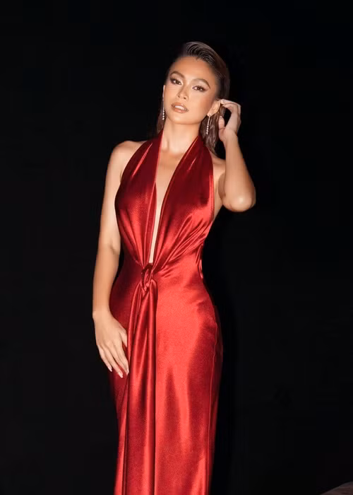 Trong cuộc phỏng vấn với Vietnamnet năm 2019, Mâu Thủy cho biết, bạn trai không hề lãng mạn, không biết cách an ủi hay nói những lời ngọt ngào nhưng lại rất chân thật. Ảnh: FBNV