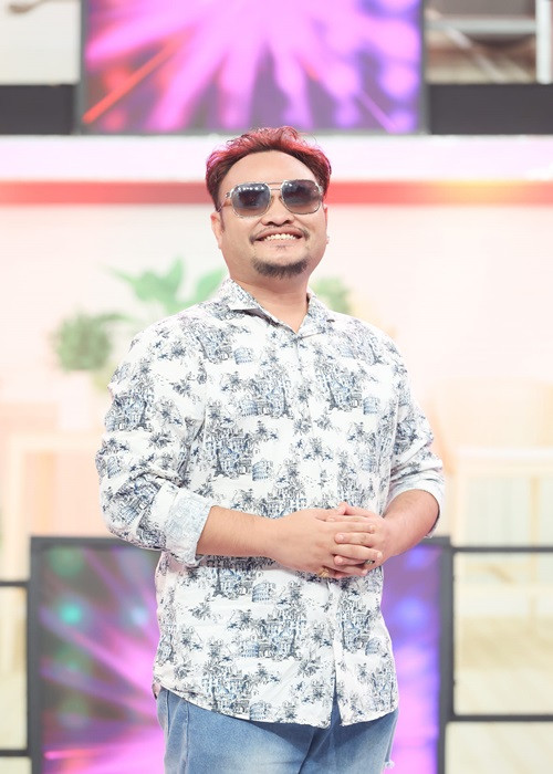 Giống Lương Minh Trang, Vinh Râu không chia sẻ chuyện tình cảm hiện tại.