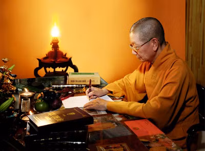 Đại hội đại biểu Phật giáo toàn quốc lần thứ V (2002), ngài được suy cử đảm nhiệm Phó Chủ tịch Hội đồng Trị sự GHPGVN. Cũng trong khoảng thời gian này, từ 2007 đến năm 2017, ngài được Trung ương Giáo hội suy cử kiêm nhiệm Viện trưởng Viện Nghiên cứu Phật học Việt Nam, Trưởng ban Phật giáo Quốc tế Trung ương GHPGVN, trực tiếp tham gia chỉ đạo các kỳ Đại lễ Vesak Liên Hiệp Quốc tại Việt Nam.