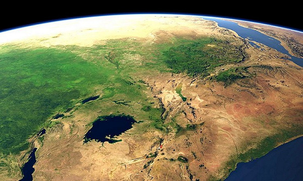 Vụ nổ tạo ra một làn sóng xung kích lớn, kéo theo những cơn sóng thần có độ cao từ 100-300 mét đánh mạnh vào bờ biển Mexico. Tiếp theo đó, một cơn địa chấn độ 10 làm rung chuyển mặt đất và kèm theo đó là một trận mưa của những tảng đá trút xuống từ trên cao.