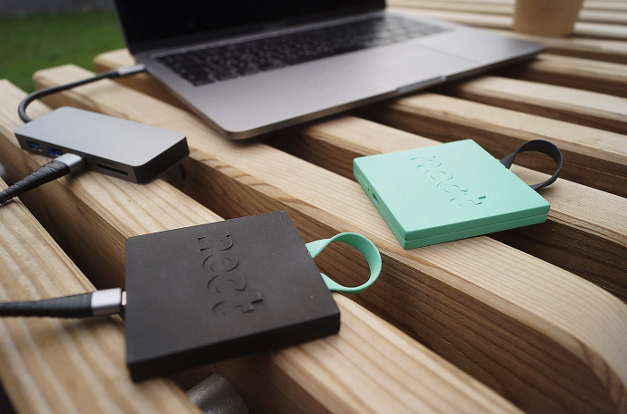 Tuy nhiên, chiếc modem này vẫn đang trong giai đoạn thử nghiệm nên người dùng có thể sẽ phải chờ một thời gian dài trước khi có thể sử dụng chúng.