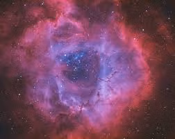 ESA ban đầu cho rằng đó rất có thể là vật thể hiếm thấy trong giới thiên văn gọi là khối cầu Bok, một đám mây dày đặc và lạnh, cực kỳ đen tối.