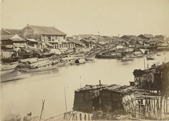 Chợ Lớn là thủ phủ kinh tế của Nam Kỳ, tất cả lúa gạo trồng ở đồng bằng được vận chuyển đến đây bằng thuyền để xay xát và sau đó xuất khẩu.