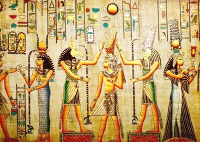 Chữ viết trên đó cho biết vị thần này được gọi là "thần chết, vị thần vĩ đại tạo ra các vị thần và loài người". Có thể người viết giấy này đã cố gắng tạo ra “Thần chết” nhưng nó không được công nhận.