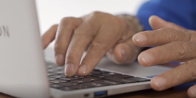 Theo các nhà nghiên cứu người Anh, những người mắc “infomania” thực sự gặp vấn đề với trí thông minh. Chỉ số IQ của những người này giảm tới 4 điểm so với việc sử dụng các chất kích thích như ma túy, cần sa. Nói cách khác, “mù công nghệ” một chút sẽ giúp ích cho bạn rất nhiều trong việc phát triển trí thông minh.