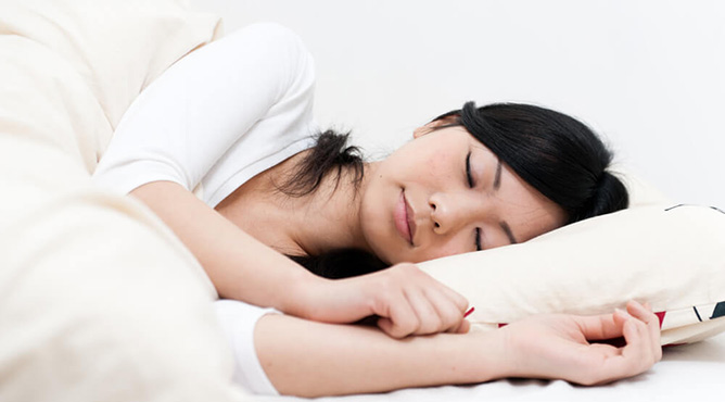 6. Trong giấc mơ bạn sẽ thấy những khuôn mặt thật của người thật mà bạn đã nhìn thấy trong suốt cuộc đời, chỉ có điều là bạn có thể không nhớ hoặc không nhận ra.