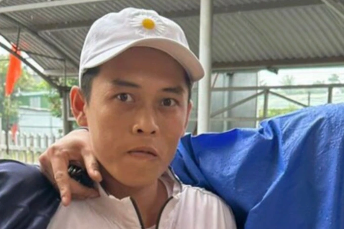 3 doi tuong cuop tai nha chu tich huyen deu moi ra tu