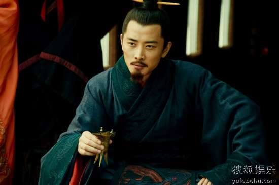 Sau này, Đổng Trác phế truất Hán Thiếu đế làm Hoằng Nông vương, lập Lưu Hiệp lúc đó mới 8 tuổi lên ngôi, tức là Hán Hiến Đế.