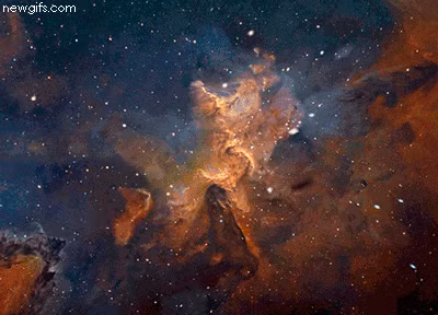 NASA giải thích rằng hỗn hợp bụi và khí trong mờ ở phần dày đặc nhất của đĩa thiên hà Milky Way hay Dải Ngân hà đang chặn tầm nhìn của chúng ta về vũ trụ sâu hơn.