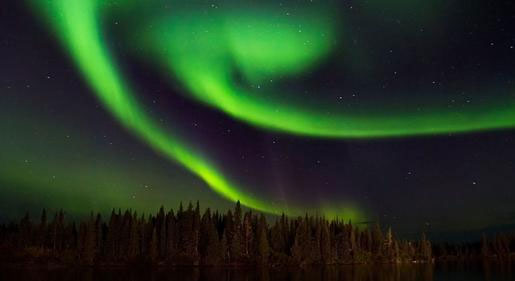 Không còn lớp bảo vệ, những bức xạ có hại từ Mặt Trời sẽ có cơ hội đi xuống sâu hơn bên dưới, có thể gây ra trục trặc đối với cơ sở hạ tầng điện - viễn thông. Trước đó, các hạt tích điện trong các quả pháo vũ trụ này trên đường "hạ cánh" xuống bầu khí quyển cũng có thể ảnh hưởng tiêu cực đến các phi hành gia và vệ tinh làm nhiệm vụ ở khu vực cao hơn.