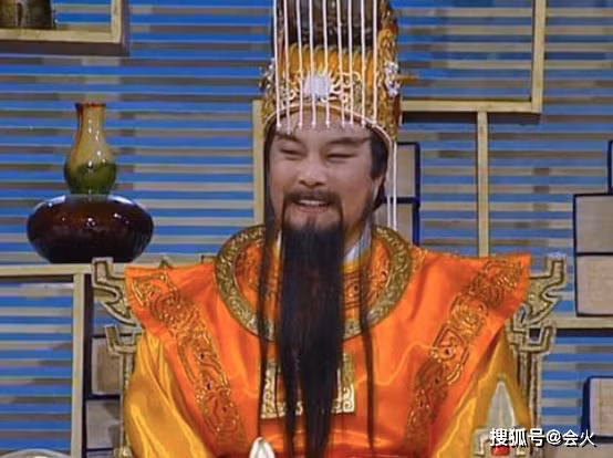 Trên thực tế, Ngọc Hoàng quả thật đã tu luyện nhiều năm, nhưng tu luyện là văn, võ công rất kém. Địa vị của Ngọc Hoàng thật ra là phần thưởng cho sự chăm chỉ của hắn do Đạo giới ban tặng, chứ không phải theo thực lực.