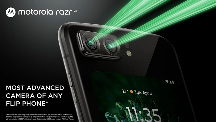 Razr 2022 sở hữu thiết kế được làm mới trong khi Motorola Razr 2019 và Razr 5G chỉ có 1 camera phía sau thì giờ đây Razr 2022 có đến tận 2 camera sau, thiết kế viền màn hình cũng mỏng hơn đáng kể so với thế hệ tiền nhiệm