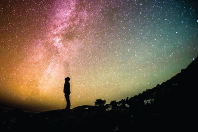 Nghiên cứu mới cho thấy khí này chỉ có thể tồn tại được trong một khoảng thời gian ngắn trên bầu khí quyển của các hành tinh. Do đó, nếu như chúng ta phát hiện thấy khí này, rất có khả năng hành tinh ở gần đó vẫn đang diễn ra quá trình tạo ra phản ứng. Hay nói cách khác, sự sống có thể đang tồn tại ở nơi đó.