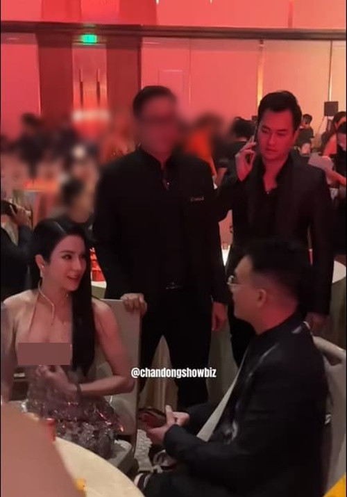 Diệp Lâm Anh và chồng cũ tỏ ra khá ngượng ngùng trong lần chạm mặt bất ngờ. Ảnh: Thương Hiệu Pháp Luật.