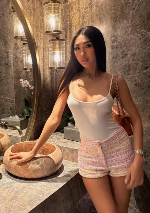 Vài năm trở lại đây, Tường Linh hiếm khi tham gia các sự kiện giải trí.