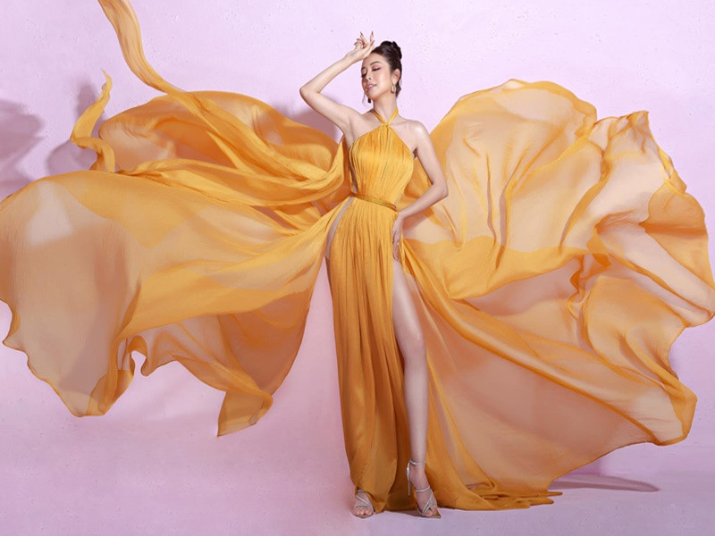 Cuộc sống của Jennifer Phạm đầy viên mãn. Cô đắt show làm MC, quảng cáo. Jennifer Phạm còn kinh doanh. Tháng 8/2024, chia sẻ trên Vietnamnet, người đẹp cho biết, chồng và mẹ chồng chính là hai cố vấn giúp cô mở mang kiến thức trong kinh doanh, giải tỏa nhiều vướng mắc trong lần đầu khởi nghiệp. Jennifer Phạm thấy may mắn vì luôn có gia đình đồng hành trong việc phát triển sự nghiệp nghệ thuật lẫn kinh doanh.