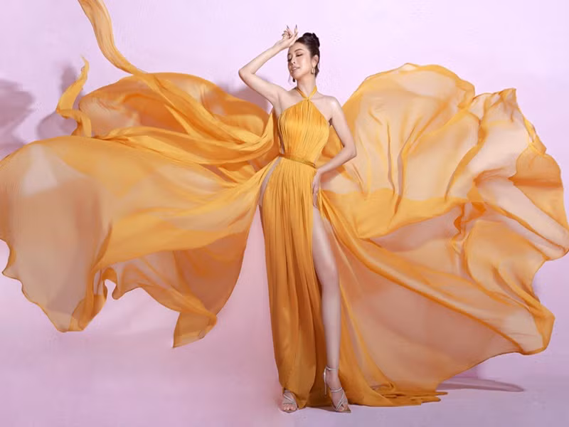 Cuộc sống của Jennifer Phạm đầy viên mãn. Cô đắt show làm MC, quảng cáo. Jennifer Phạm còn kinh doanh. Tháng 8/2024, chia sẻ trên Vietnamnet, người đẹp cho biết, chồng và mẹ chồng chính là hai cố vấn giúp cô mở mang kiến thức trong kinh doanh, giải tỏa nhiều vướng mắc trong lần đầu khởi nghiệp. Jennifer Phạm thấy may mắn vì luôn có gia đình đồng hành trong việc phát triển sự nghiệp nghệ thuật lẫn kinh doanh.