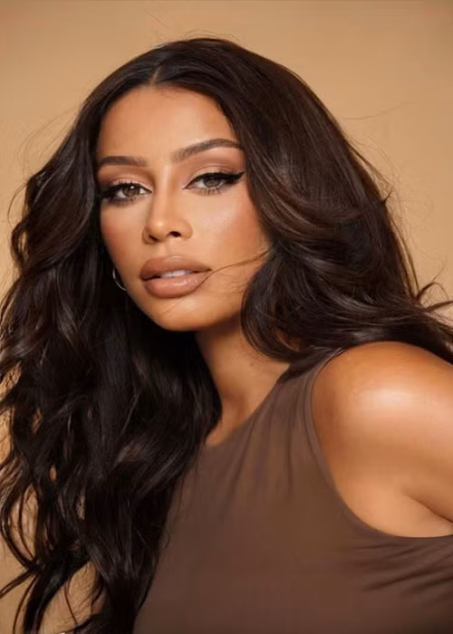 Kelyali Infante Cruz - đại diện CH Dominica cao 1m70, có số đo ba vòng 81-60-81 cm. Ngoài đại diện CH Dominica, các đại diện Philippines, Venezuela, Brazil, CH Czech cũng là đối thủ mạnh của Khánh Linh. Chung kết Miss Intercontinental 2024 sẽ diễn ra vào 1h ngày 7/12/2024 (giờ Việt Nam). Ảnh: Miss Intercontinental.