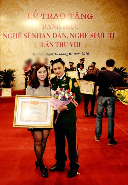 Năm 2012, Tự Long được phong danh hiệu NSƯT. Anh được phong tặng NSND vào năm 2016. Ảnh: Khám Phá.