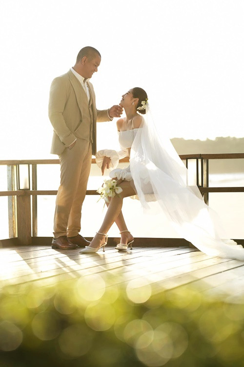 Trước thềm hôn lễ, nàng hậu liên tục tung ảnh cưới. Ảnh: FB Khánh Vân.