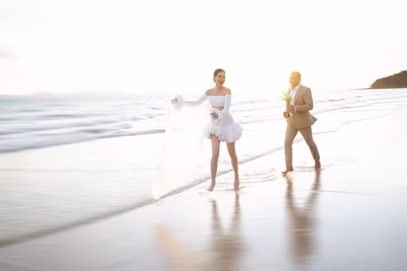 Sau lễ vu quy, vợ chồng Khánh Vân tổ chức đám cưới vào ngày 12/12. Ảnh: FB Khánh Vân.