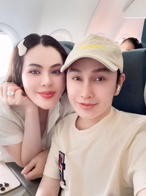 Vì lùm xùm của Phương Lê, Vũ Luân phải rút khỏi vị trí giám khảo Chuông vàng vọng cổ. Ảnh: FB Vũ Luân.