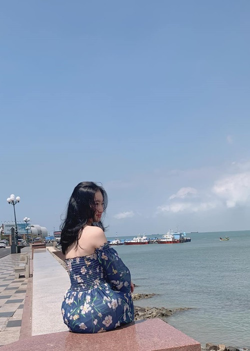 Ngọc Thưởng được nhiều người khen ngợi có ngoại hình trẻ trung, xinh đẹp.