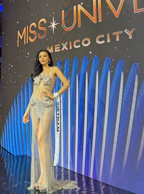 Tháng 10/2024, Kỳ Duyên đã lên đường tham dự Miss Universe 2024. Trong chung kết, cô lọt top 30. Ảnh: FB Kỳ Duyên.