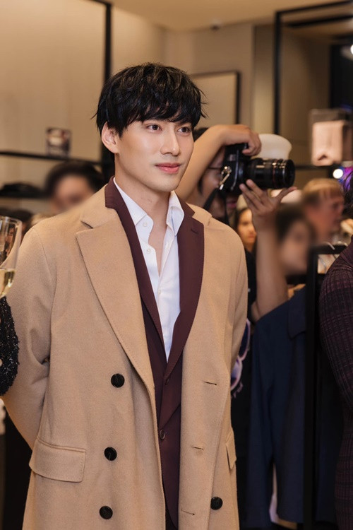 Lý Quí là một trong những gia tộc giàu có, kín tiếng và lâu đời bậc nhất Sài Gòn. Người nổi tiếng nhất thế hệ thứ ba của gia tộc này là Lý Quí Khánh.