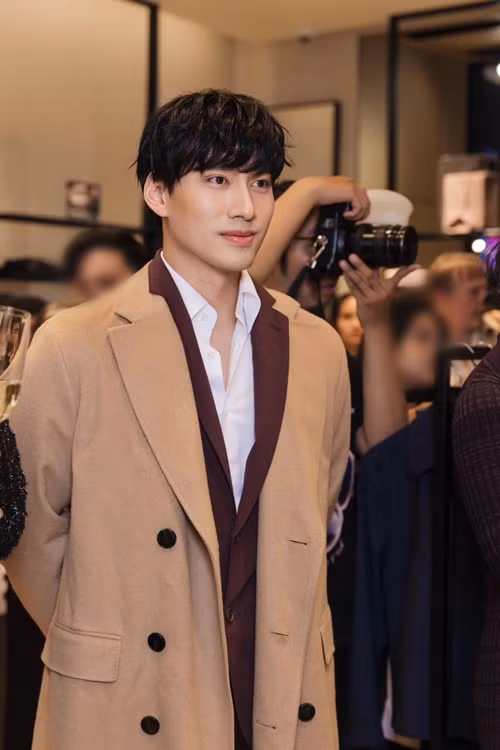 Lý Quí là một trong những gia tộc giàu có, kín tiếng và lâu đời bậc nhất Sài Gòn. Người nổi tiếng nhất thế hệ thứ ba của gia tộc này là Lý Quí Khánh.