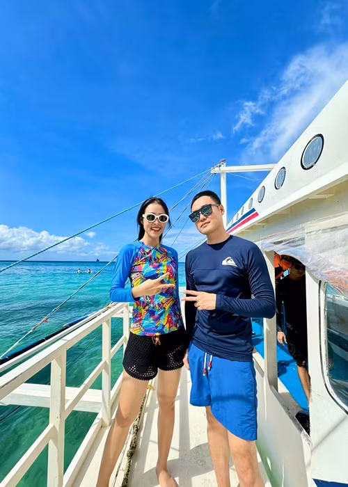 Quang Vinh chưa lập gia đình còn Diệp Bảo Ngọc từng một lần kết hôn, hiện tại làm mẹ đơn thân. Ảnh: FB Diệp Bảo Ngọc.