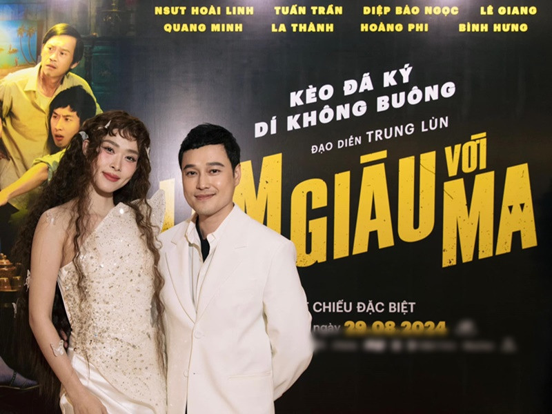 Đến dự buổi ra mắt phim của Diệp Bảo Ngọc, Quang Vinh khen đàn em đẹp như tiên giáng trần. Ảnh: FB Quang Vinh.