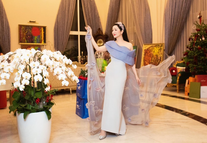 Biệt thự của Giáng My rộng đến 1.000 m2, có nội thất sang trọng, tiện nghi.